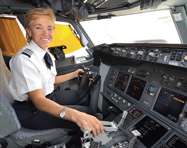 Type rated for five aircraft types. Durst upgraded to captain in 1999. Image: Kathi Durst